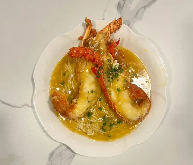 上湯開邊西澳洲龍蝦配伊麵(一斤)