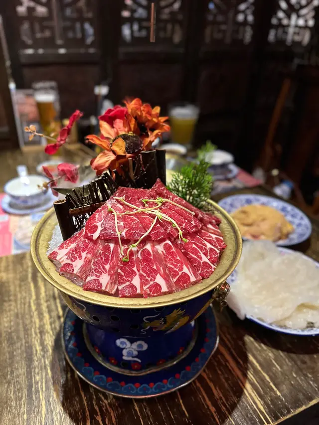 #花膠雞湯 #滾得囍 #北角 #宮廷火鍋 #火鍋 #晚餐 #打邊爐 #hotpot #hotpothk #宮殿 #聖旨到 #北角美食 #火鍋晚市 #養生湯底 #花膠雞