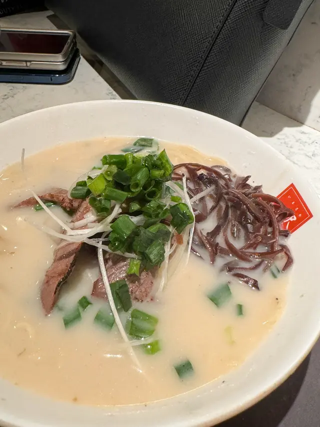 火炙安格斯牛拉麵