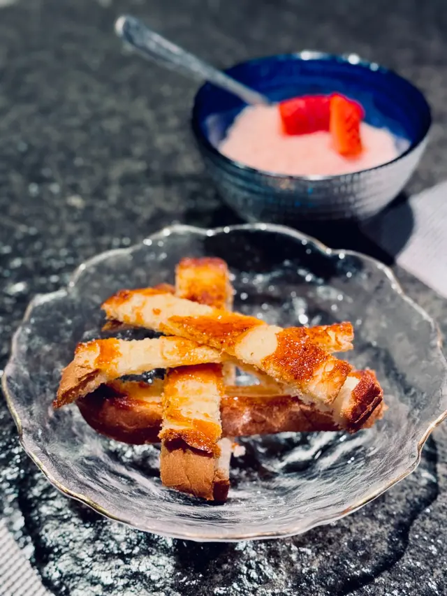 焦糖多士 & 益力多棉花冰