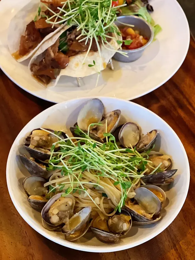 香辣白酒汁美國大蜆意大利幼麵