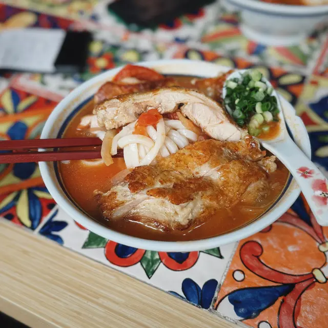 香煎雞脾扒鮮茄濃湯烏冬