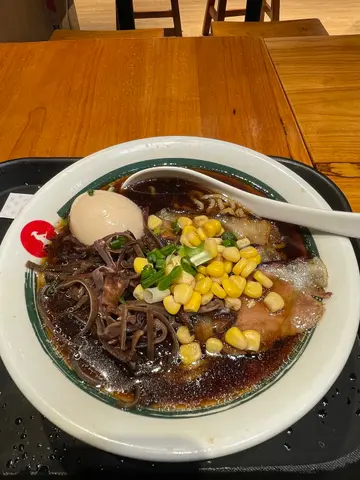 黑蒜油豚肉拉面