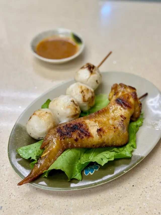 燒雞翼、墨魚丸