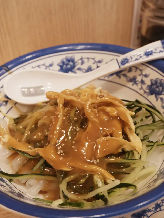 麻醬手撕雞粉皮