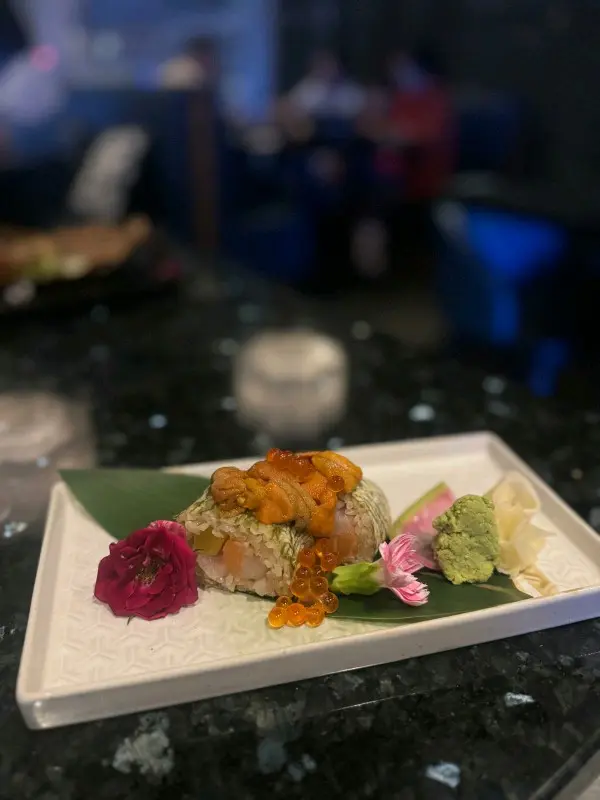 雲丹仲買人魚生卷