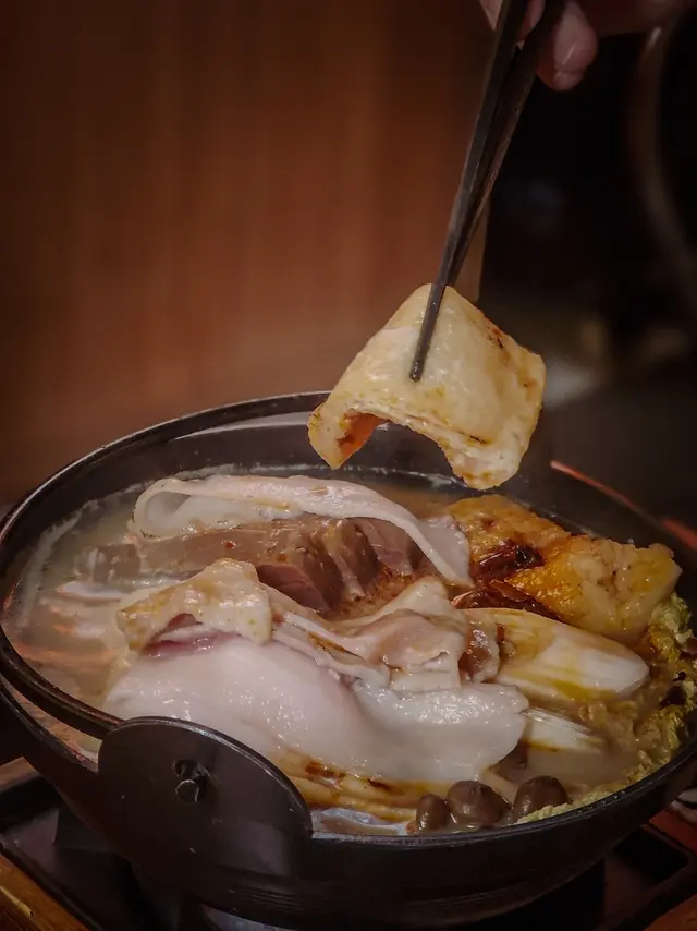 川味麻辣鴨血豚肉鍋