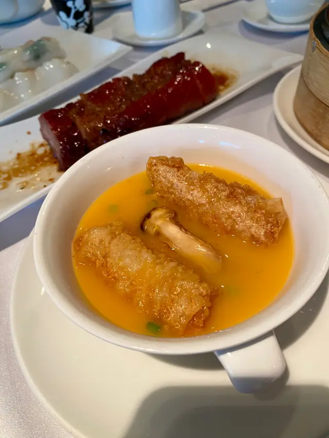 龍蝦湯花枝鮮竹卷