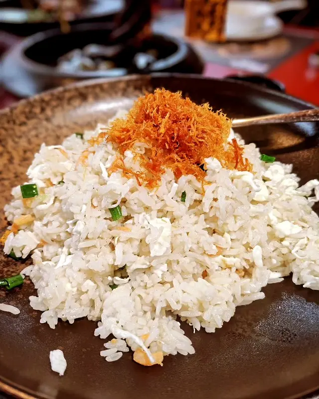 瑤柱蝦米蛋白炒飯