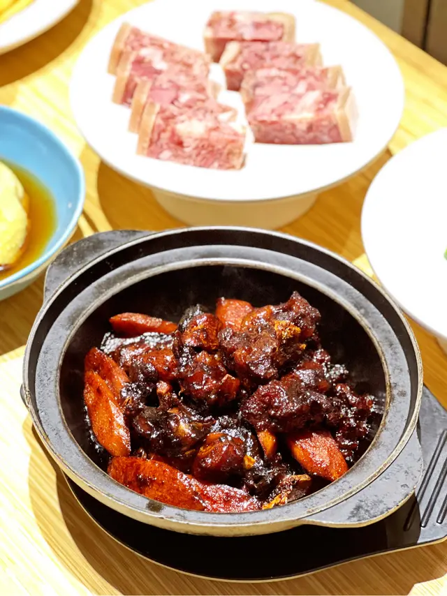 黑蒜淮山煨牛尾