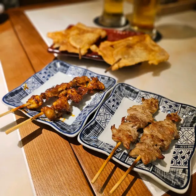 鹽燒赤雞頸肉、麻辣雞軟骨