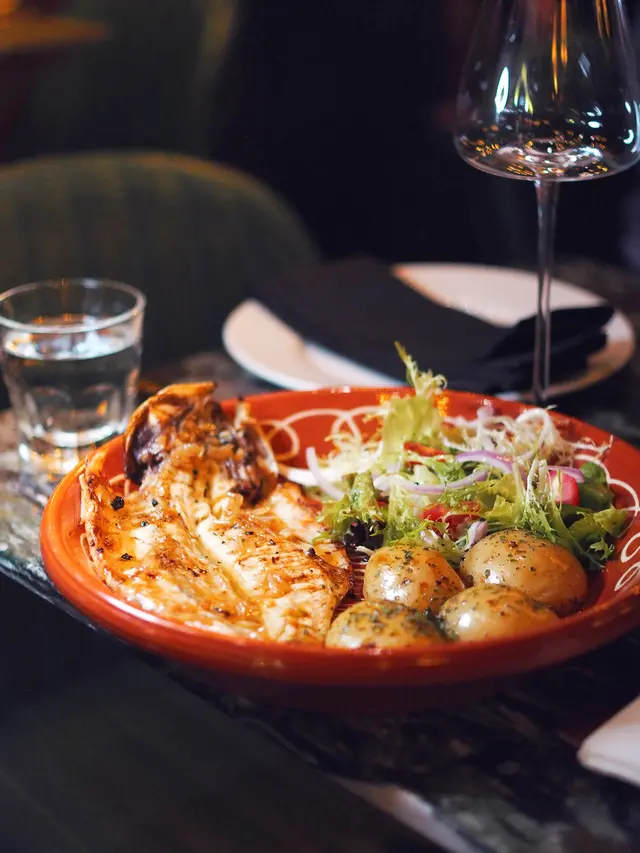 ๐๐จ๐๐๐ฅ๐จ ๐๐ซ๐๐ฅ๐ก๐๐๐จ