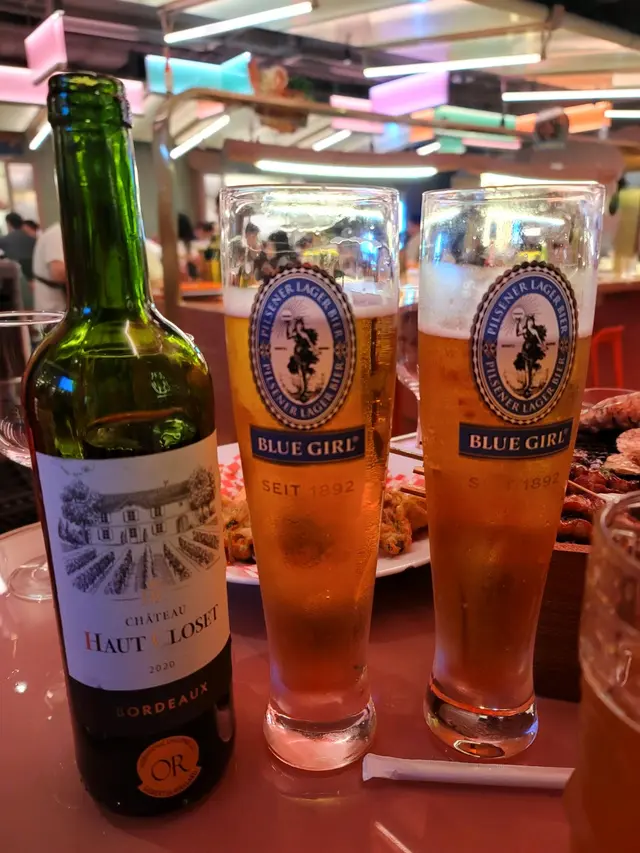 藍妹6杯$408、 意大利紅酒$168