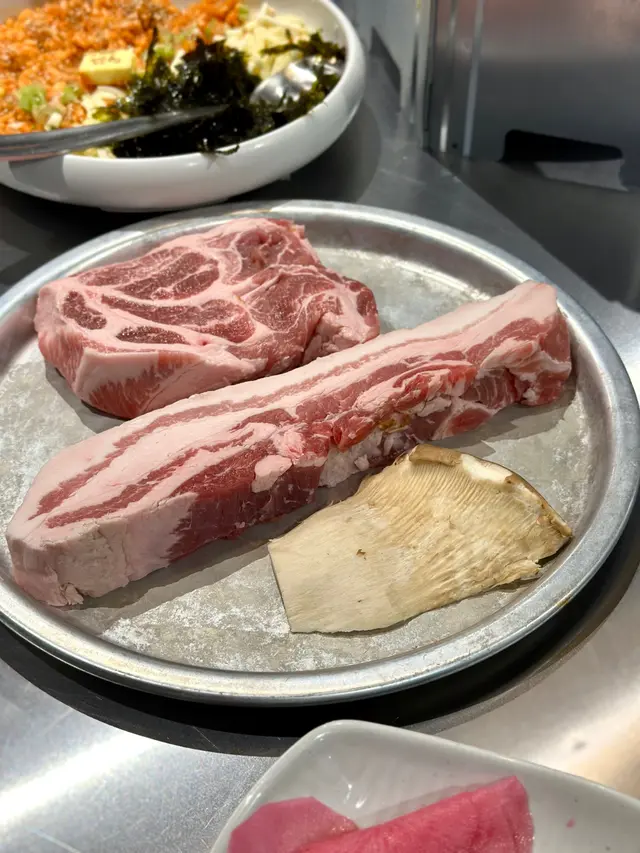 烤豬肉套餐 (五花肉＋豬頸肉) 