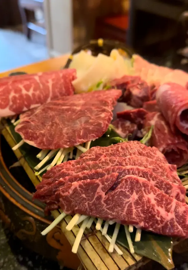 牛肉拼盤
