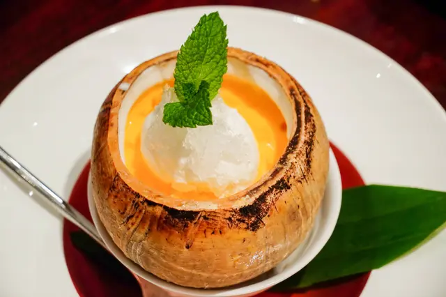 原個雪燕香芒椰子盅