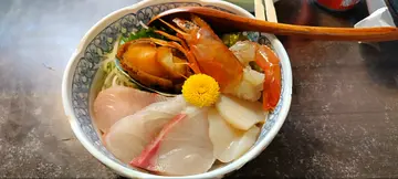 磯煮鮑魚雜錦丼