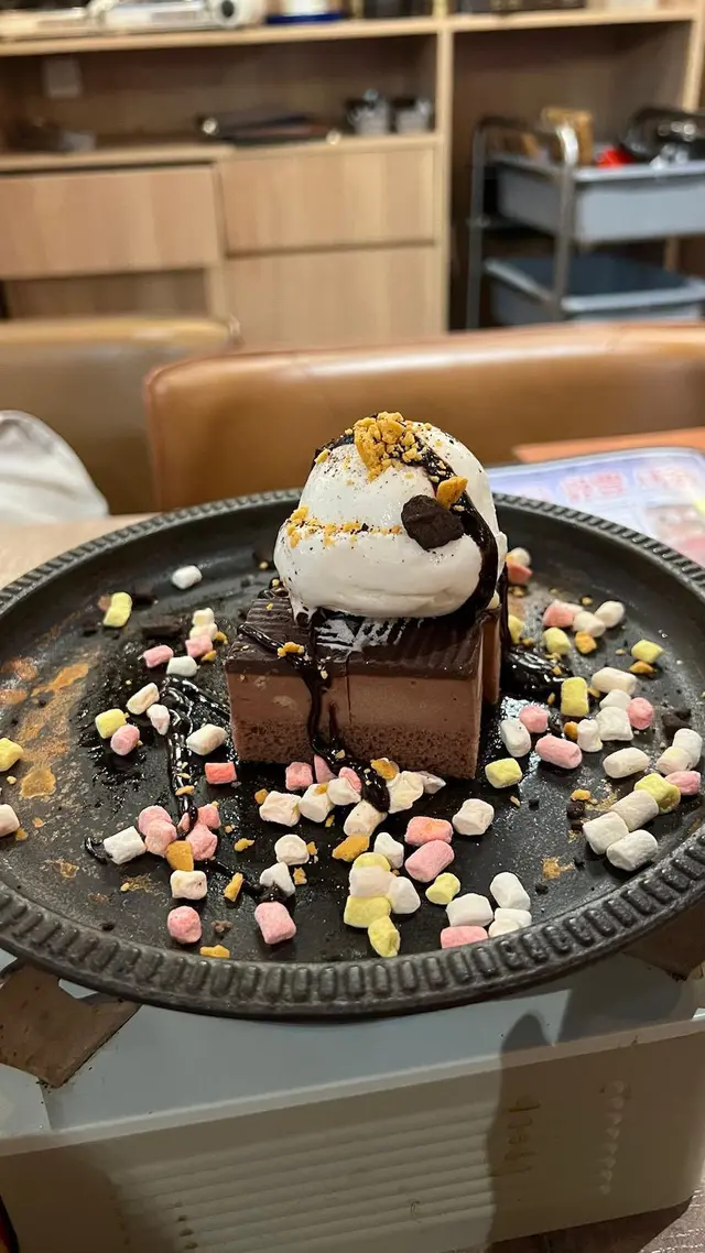 冰火鐵板雪糕布朗尼