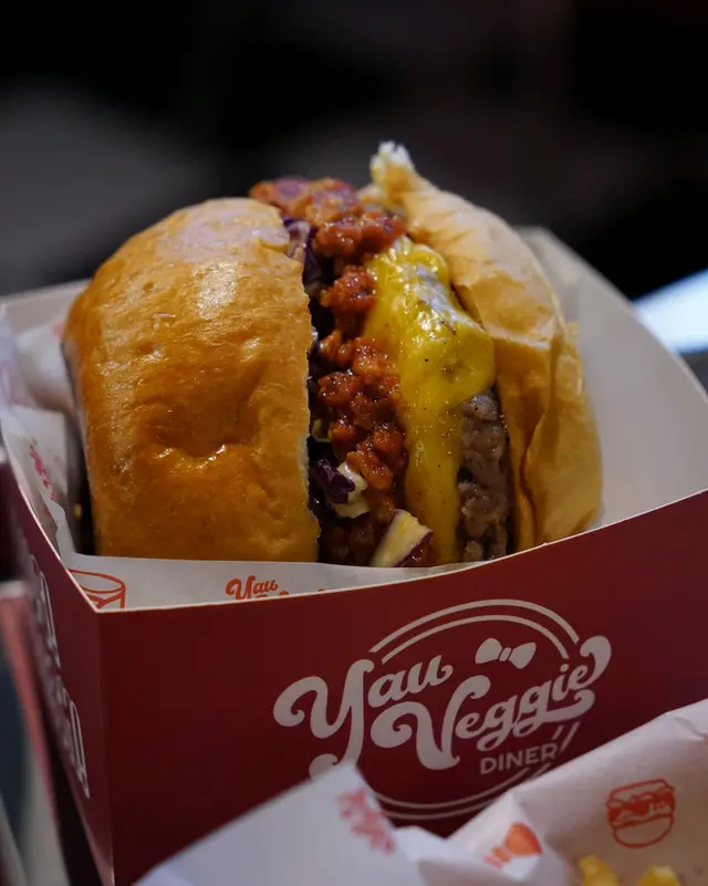 Carolina Burger