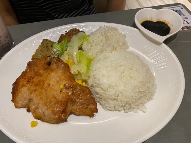 豬扒蓮藕餅飯