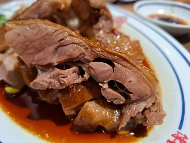 鹵水鵝件