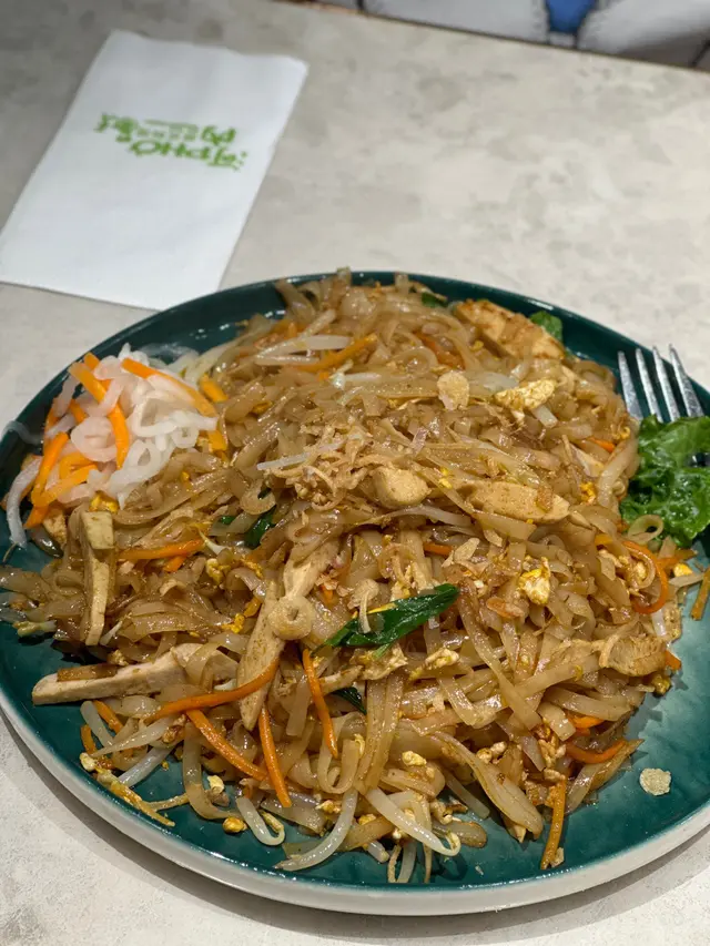 魚露扎肉炒河粉