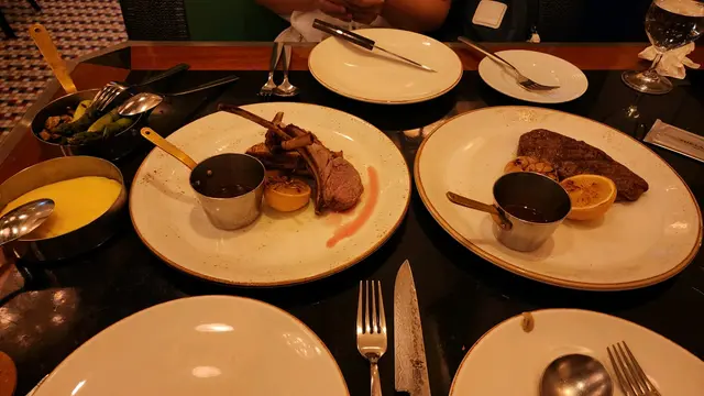 U.S. Prime Beef Sirloin (right)