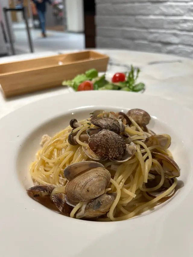 蜆肉雜菇意粉（微辣)