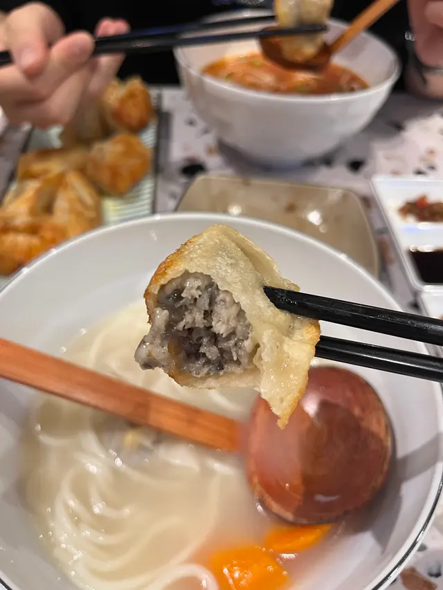 香菇粟米豬肉餃