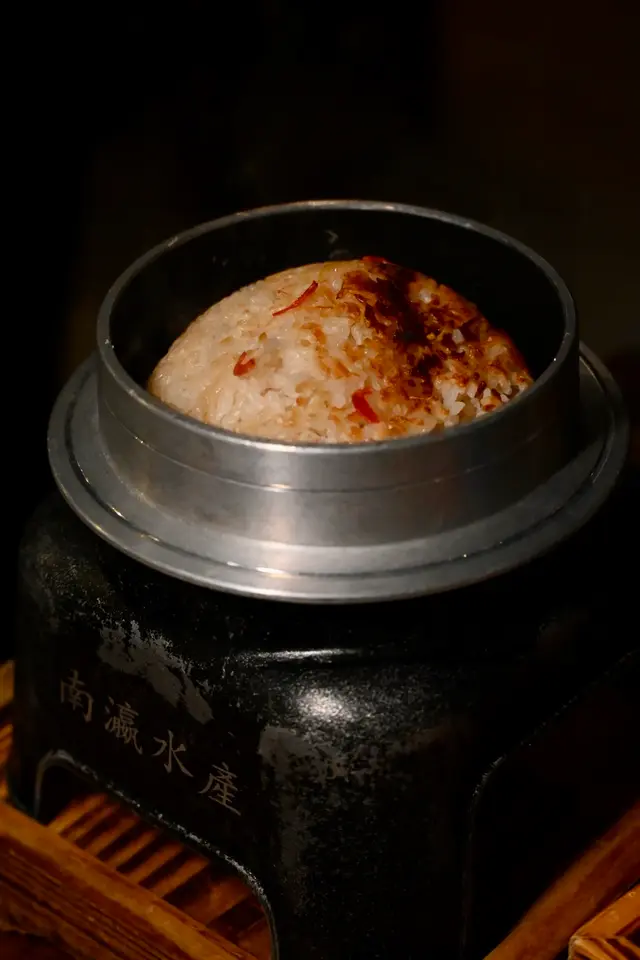 松葉蟹海膽釜飯