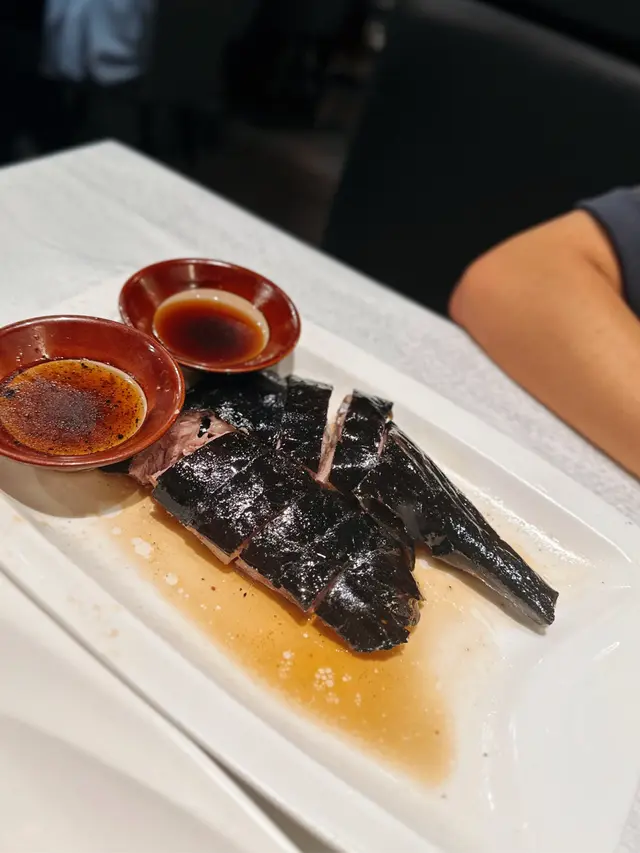 黑松露玻璃燒鵝