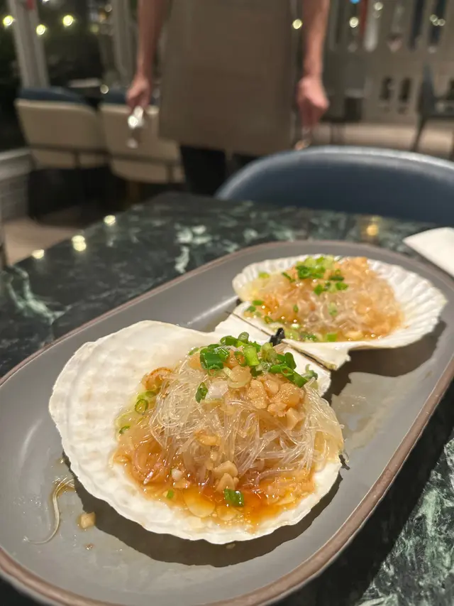 蒜蓉粉絲蒸扇貝