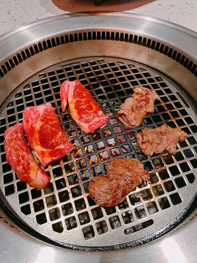 腹前小排、特上牛胸腹肉