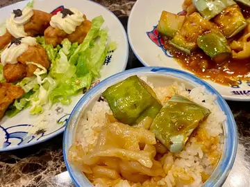 松露脆炸雞、魚香茄子炆花膠