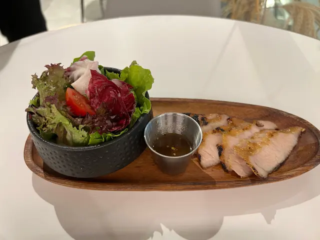 泰式燒豬頸肉