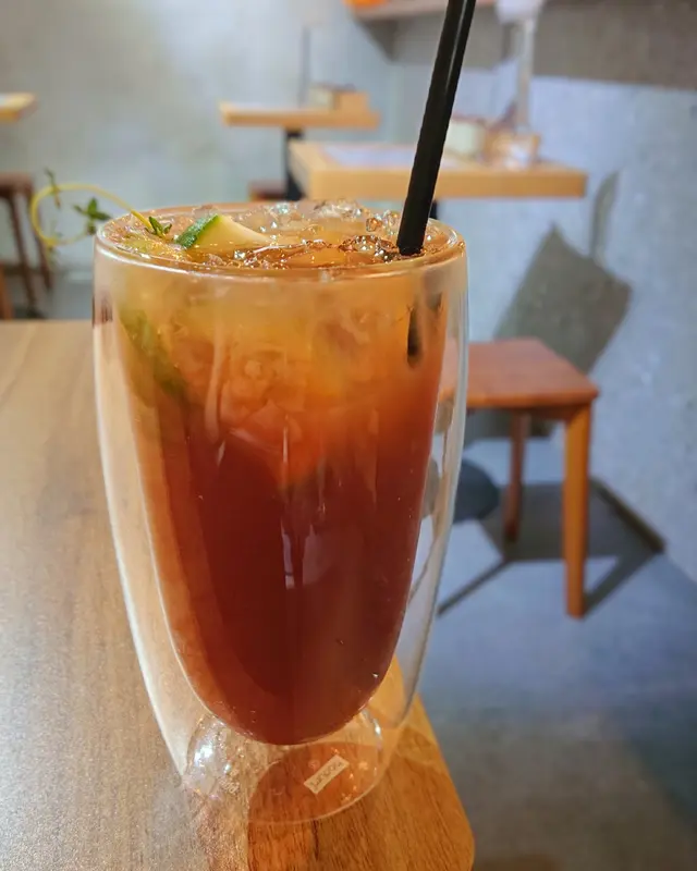 鴨屎香爆檸茶