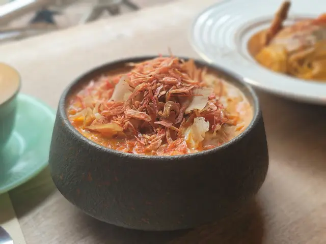 櫻花蝦豆乳擔擔讚岐烏冬