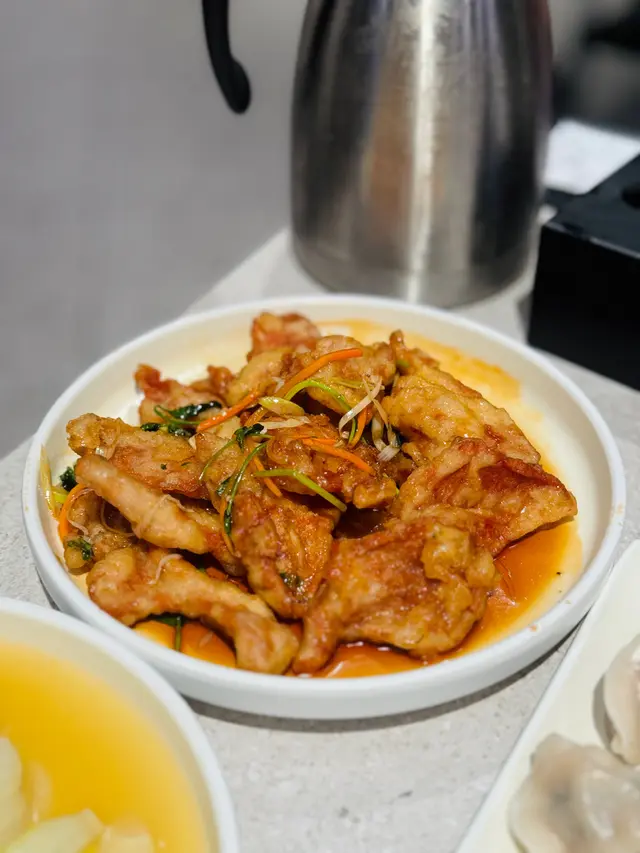 朋友嚟就係想試佢，結果無令人失望