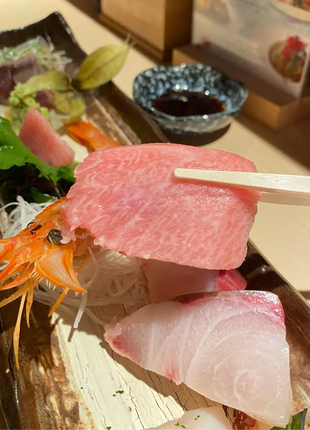 📌精選刺身拼盤