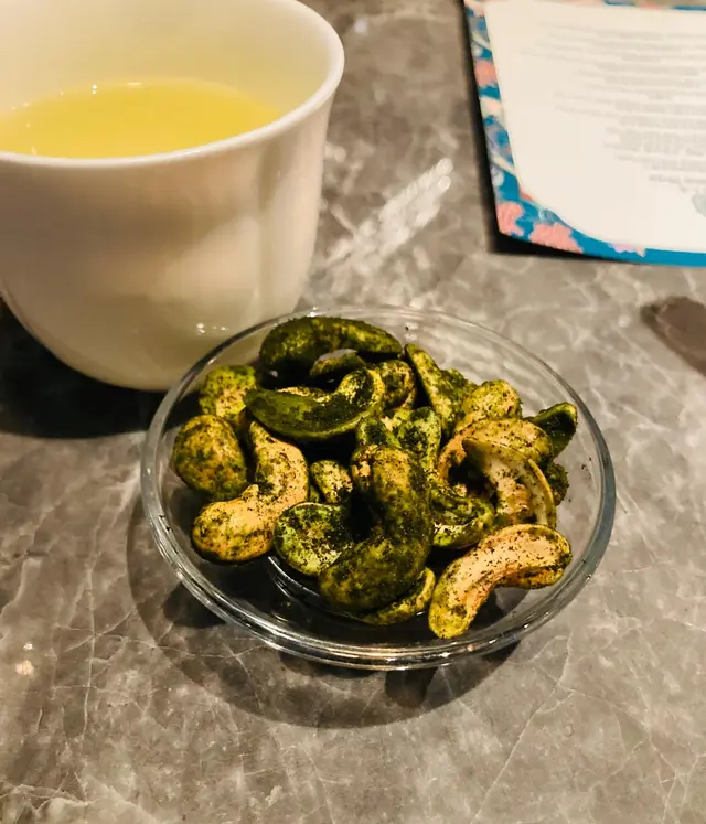 前菜小食- 紫菜腰果