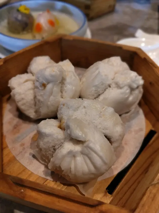 蜜汁黑豚叉燒包