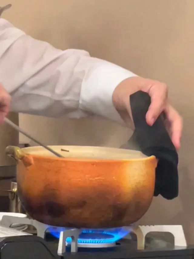 牛肝菌瓦罉炊香苗