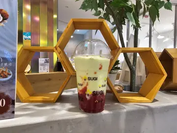 Strawberry  avocado  yogurt  smoothie  