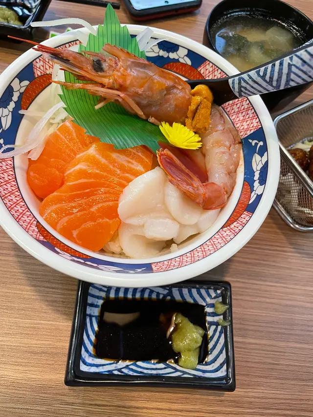 特選五色丼