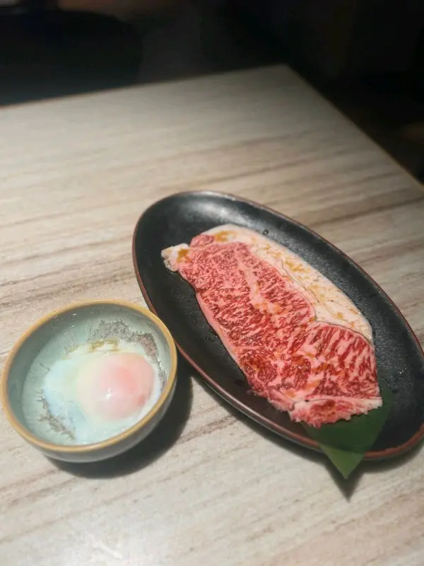 大判燒！黑毛和牛西冷