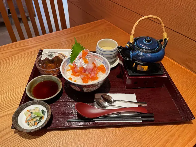 特上海鮮•鯛魚湯茶漬飯