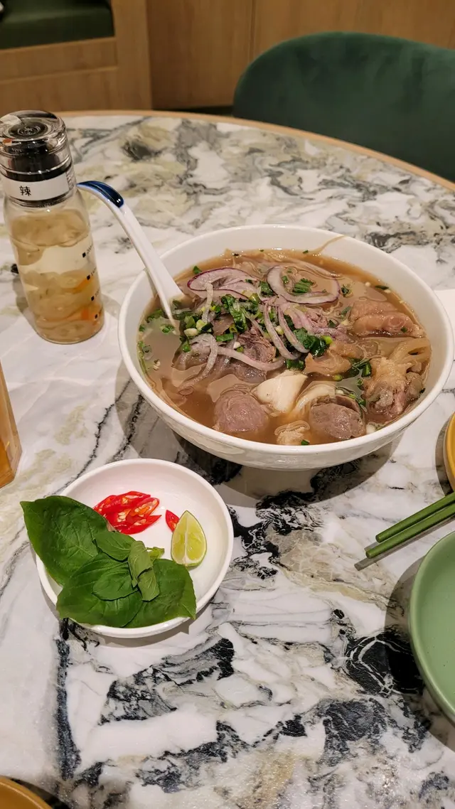 嗦嗦火車頭湯河粉 