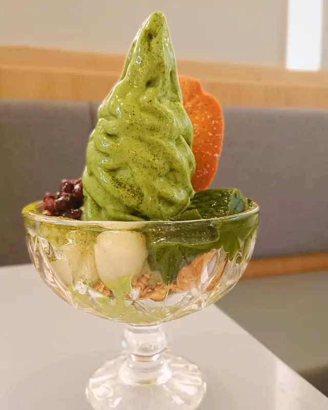 抹茶軟雪糕芭菲鐵塔