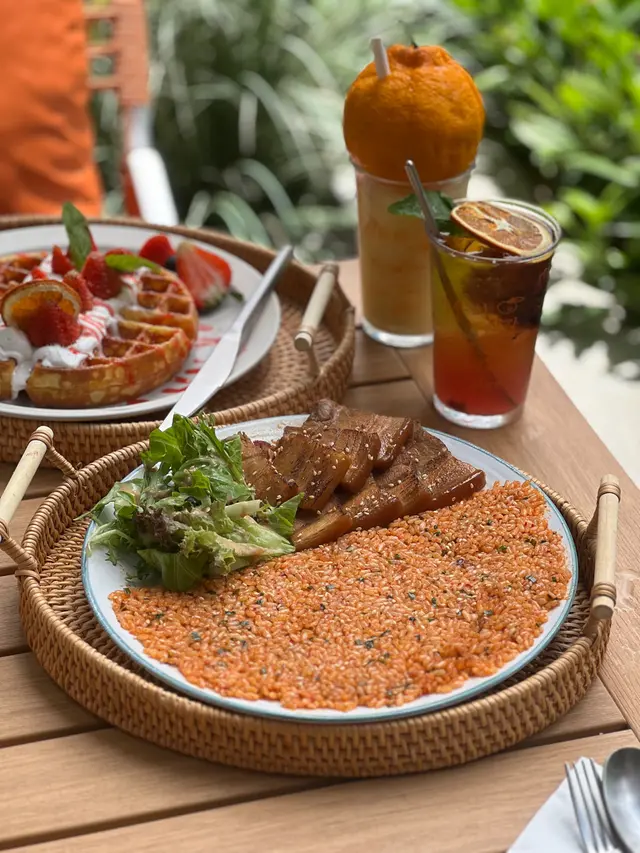 神話豬腳紫蘇拌飯