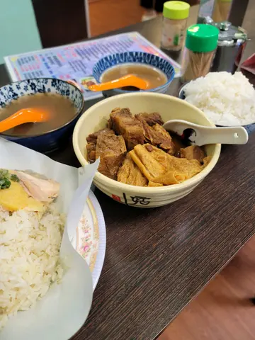 柱侯牛坑牛筋饭$56